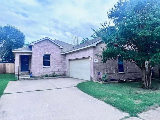 7109 Bountiful Grove Dr — Photo 1