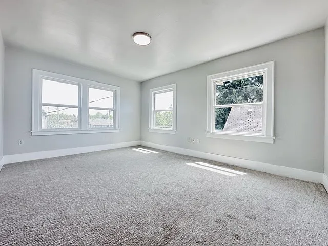 3910 S Yakima Ave — Photo 1