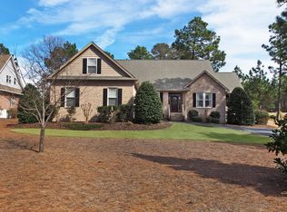 188 Paula Ct, West End, NC 27376