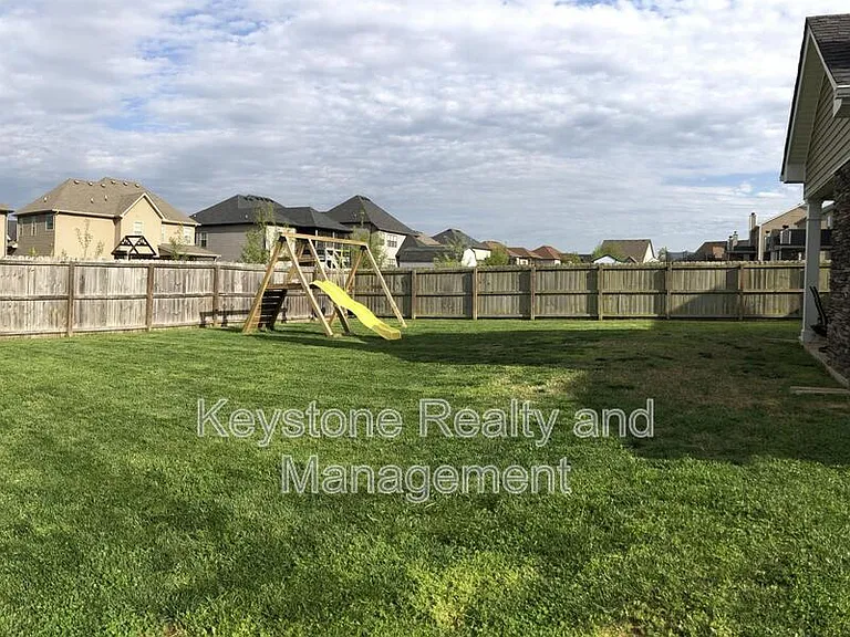 1223 Snowball Ln — Photo 12