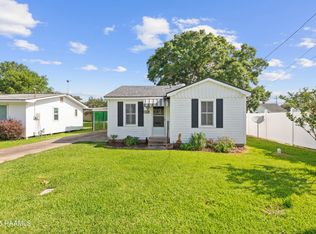 1617 Oscar St, Abbeville, LA 70510