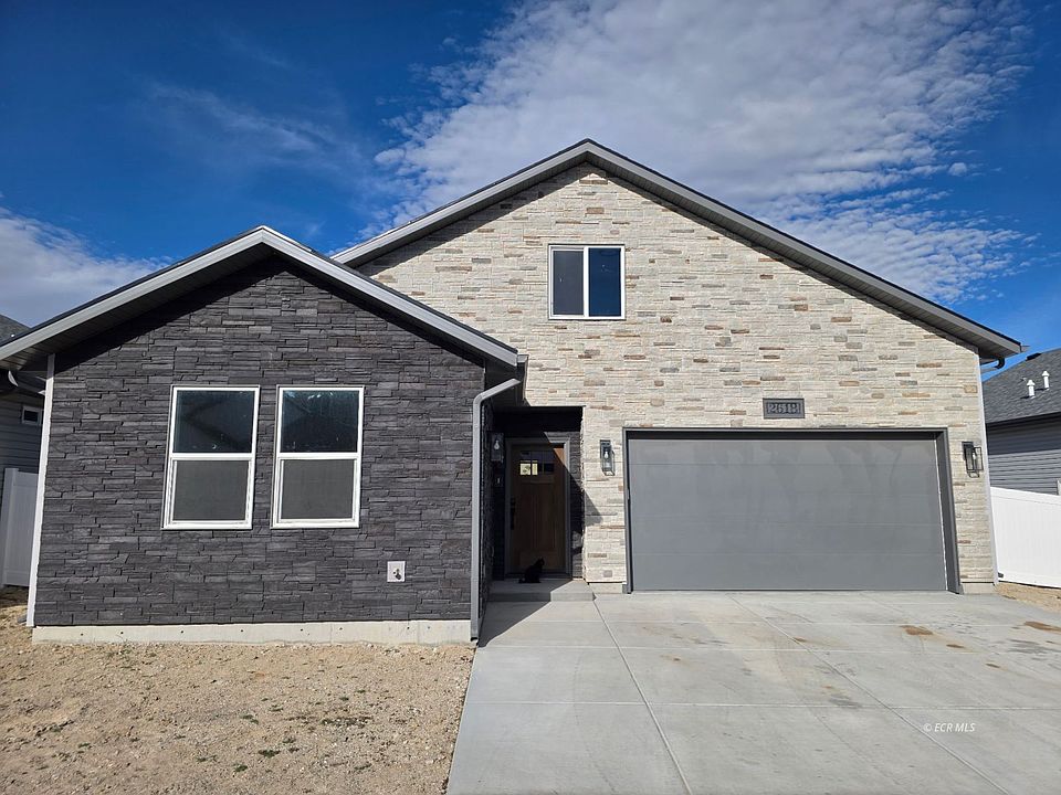 1st image of 2703 Quartz Dr