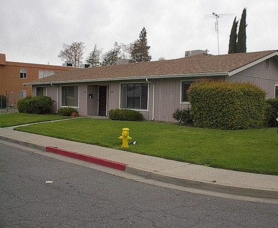 1st image of 2140 Oakmont Way