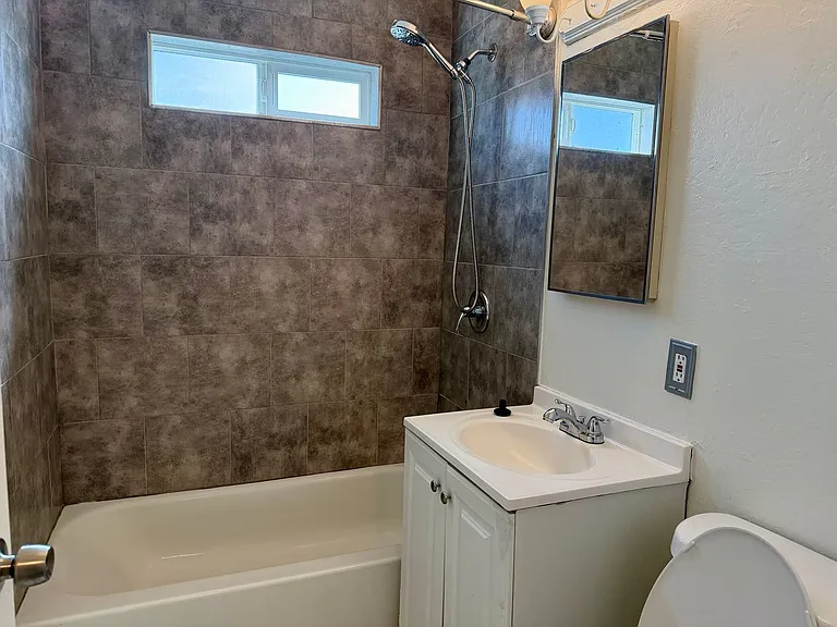 1329 E San Ramon Ave — Photo 14