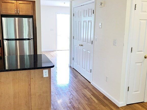 4th image of 45 Prospect Hill St #F