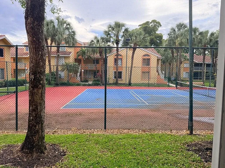 998 Coral Club Dr #998 — Photo 17