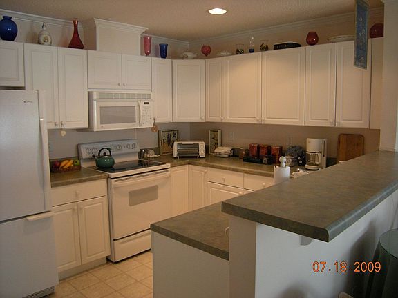 5th image of 1210 Turf Way