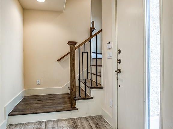 3rd image of 4316 Hartford St #16