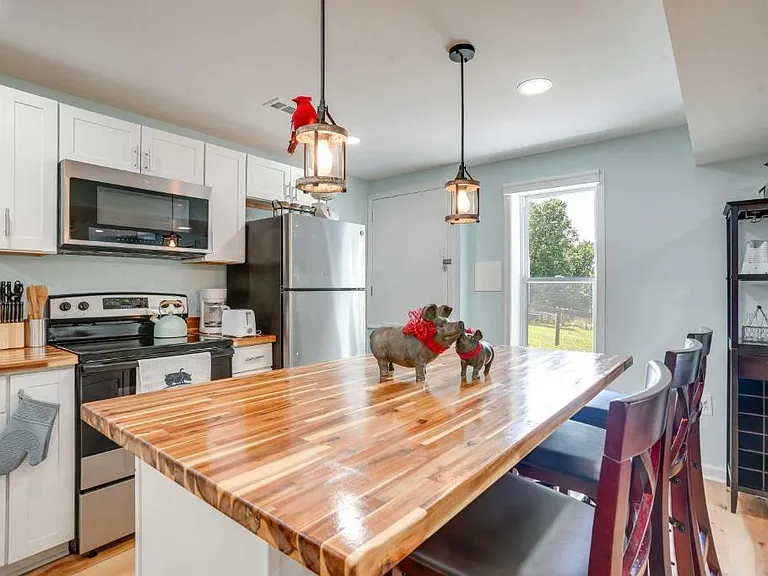 68 Skunk Hollow Ln #B — Photo 24