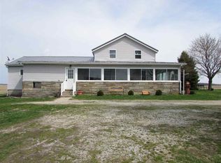 6740 W Lincolnway, Larwill, IN 46764