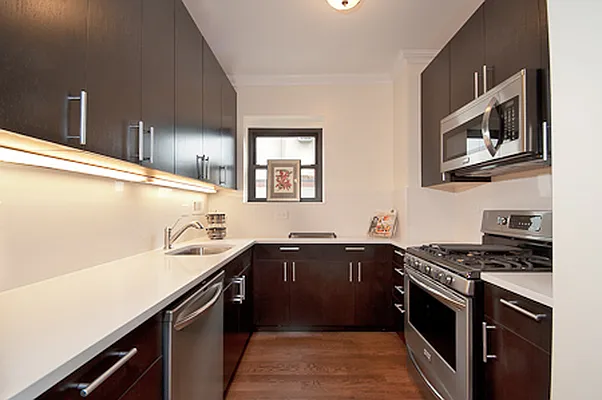 Sold by Luxor Homes & Investment Realty | media 18