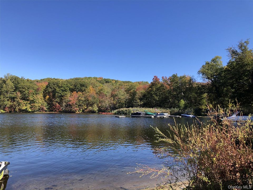 1st image of 40 Chippewa Crossroads