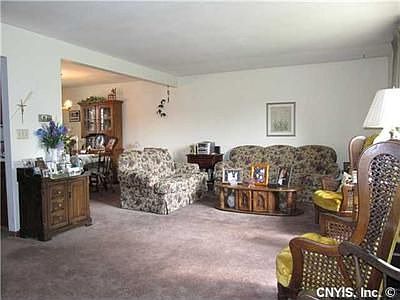 4th image of 4762 Black Oak Dr