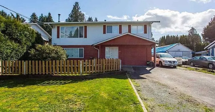 19924 48th Ave photo 1