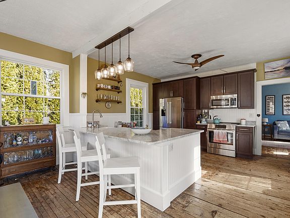 2nd image of 13 Dunstan Landing Road