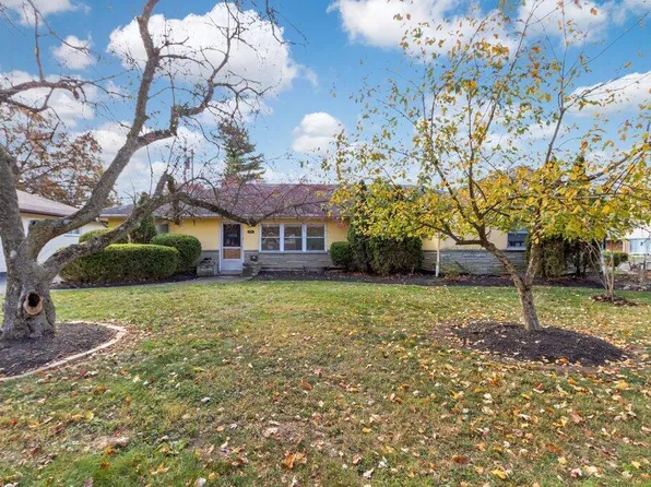 4952 Lunar Dr, Columbus, OH 43214