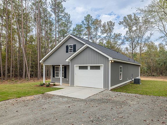 2nd image of 512 Lakewood Drive