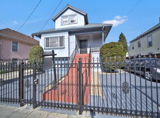 1611 Harmon St, Berkeley, CA 94703