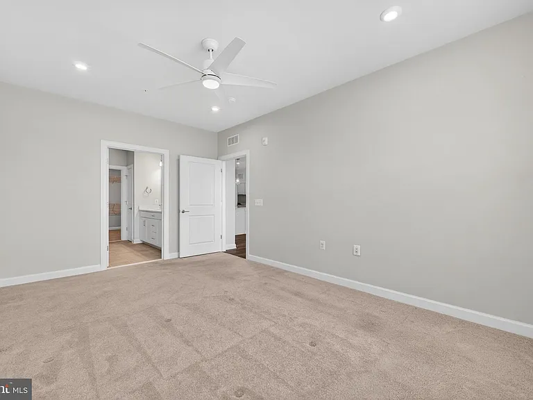 21630 Hawksbill High Cir #405 — Photo 20