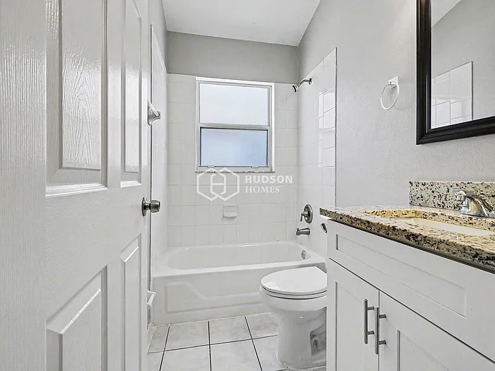 1555 Indian Oaks Trl — Photo 24