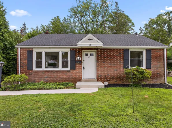 63 Delia Dr, Broomall, PA 19008