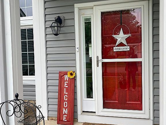 4th image of 788 Dogwood Ln