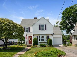 38 Strong St, Manchester, CT 06042