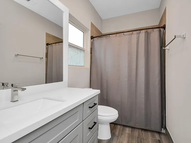 1235 W Tidwell Rd — Photo 24