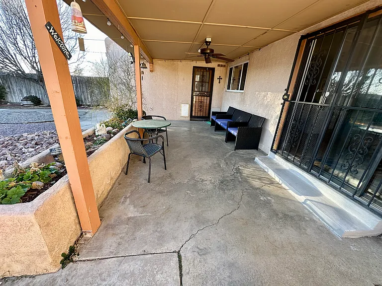 2515 Frances St NE — Photo 20