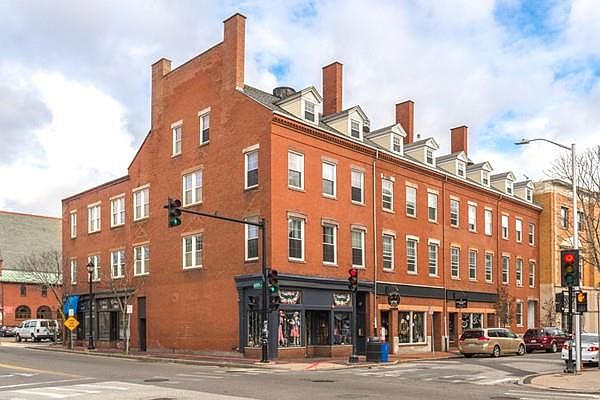 1st image of 304 Essex St Unit 4