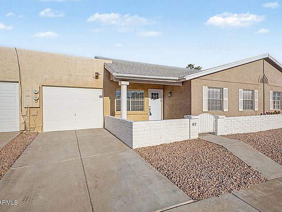 2nd image of 2929 E BROADWAY Road #87