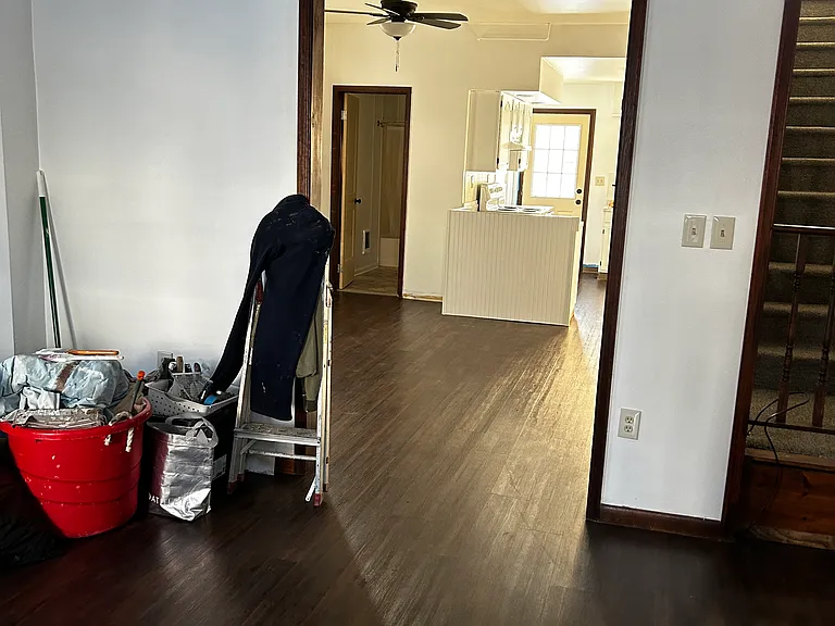 1329 Walnut Dr — Photo 4