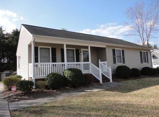 303 Old Farm Rd, Graham, NC 27253