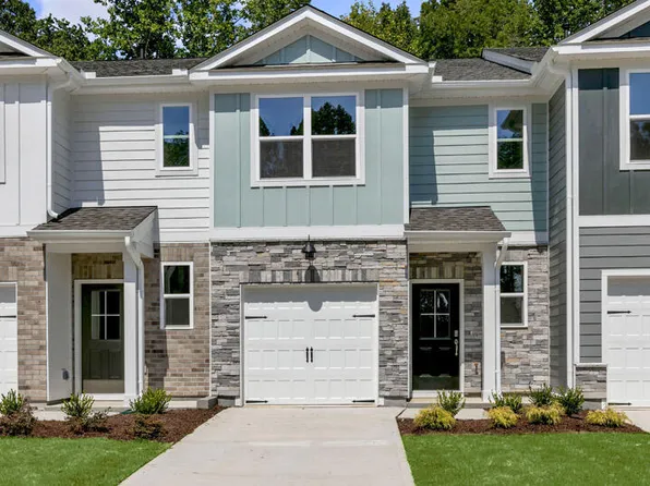 5209 Red Crimson Dr, Willow Springs, NC 27592