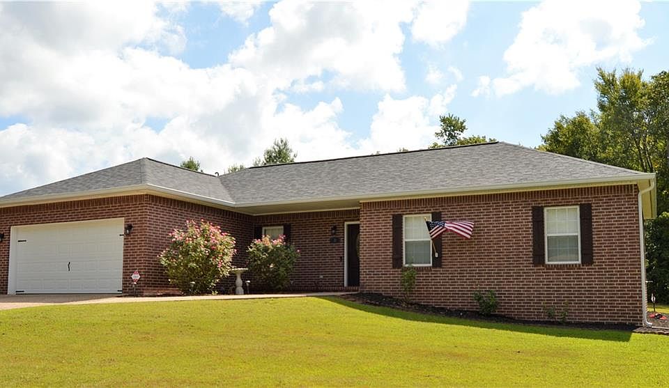 1st image of 2 Breeghle Ln