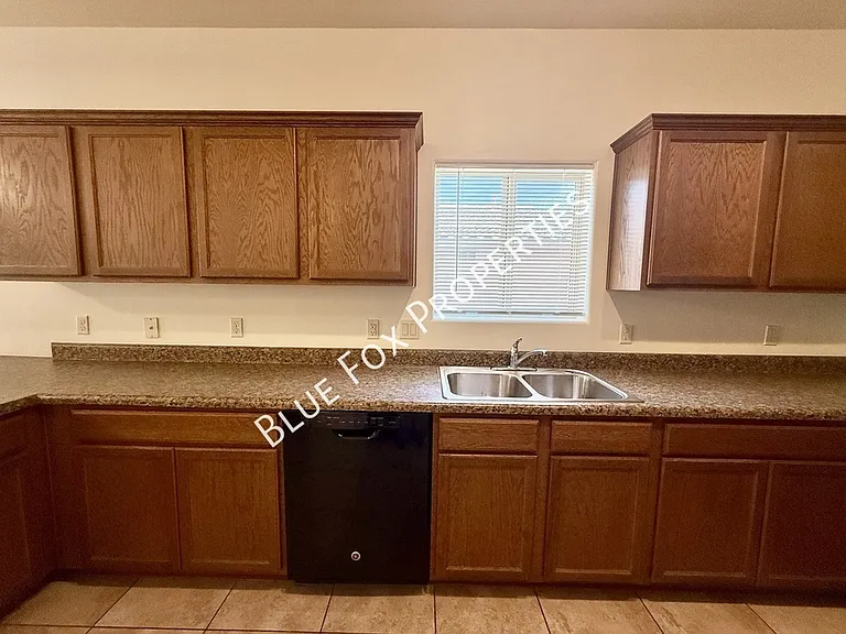 6658 S Stone Fly Dr — Photo 7