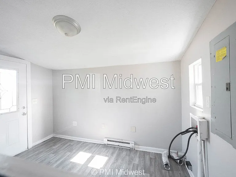 74 N 2nd Ave — Photo 18