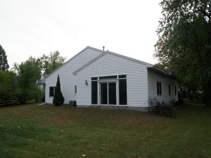 3rd image of 3014 E LYDIUS Street
