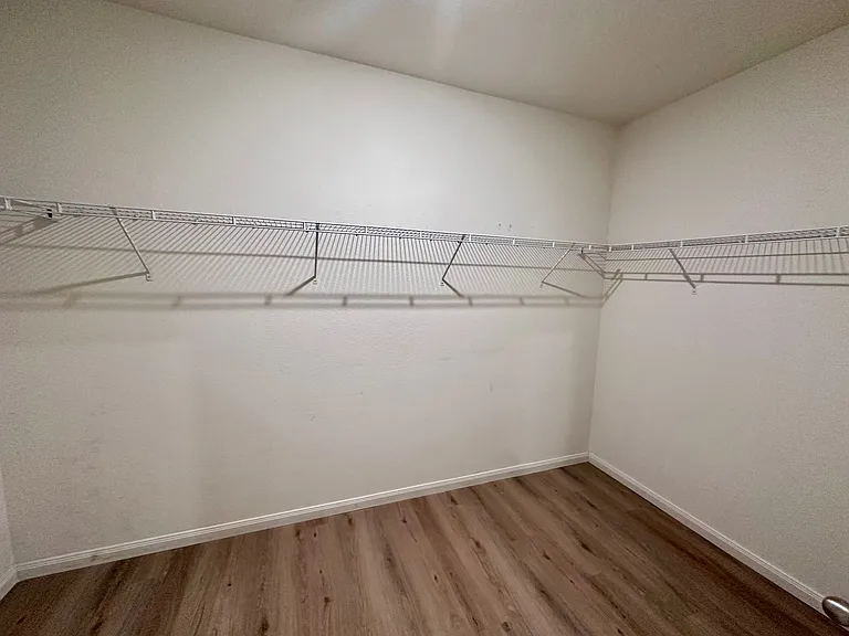 314 Foster Ln — Photo 10