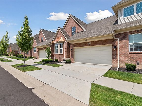 4th image of 48526 Eastbridge Dr #35