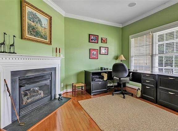 5th image of 9061 Haversack Ln