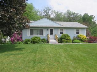 12 Scott Dr, Wappingers Falls, NY 12590