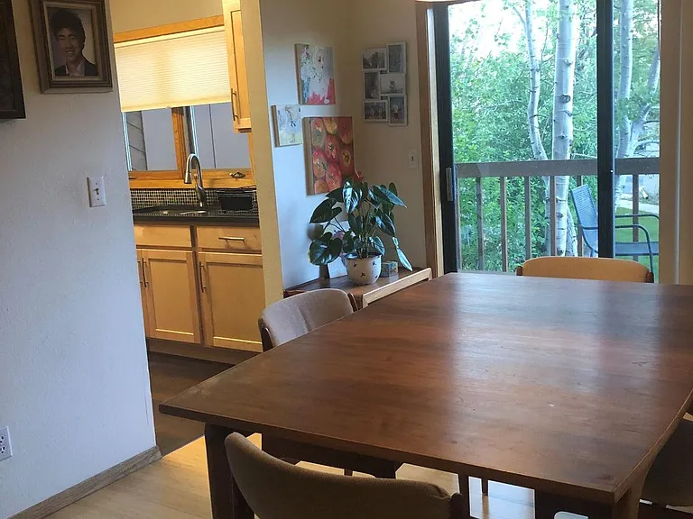 Dining space looking toward kitchen