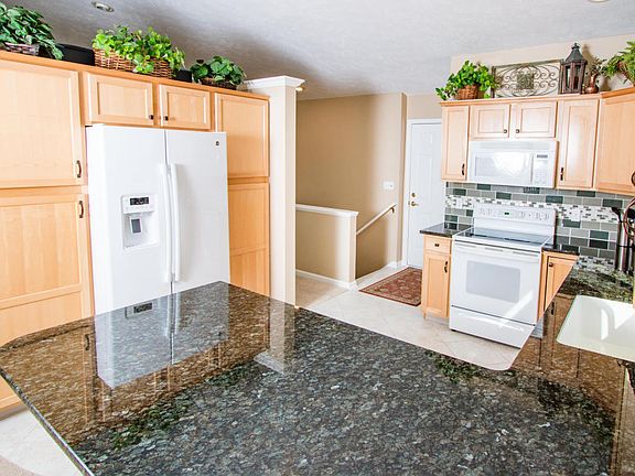 3rd image of 3128 Maplepond Dr