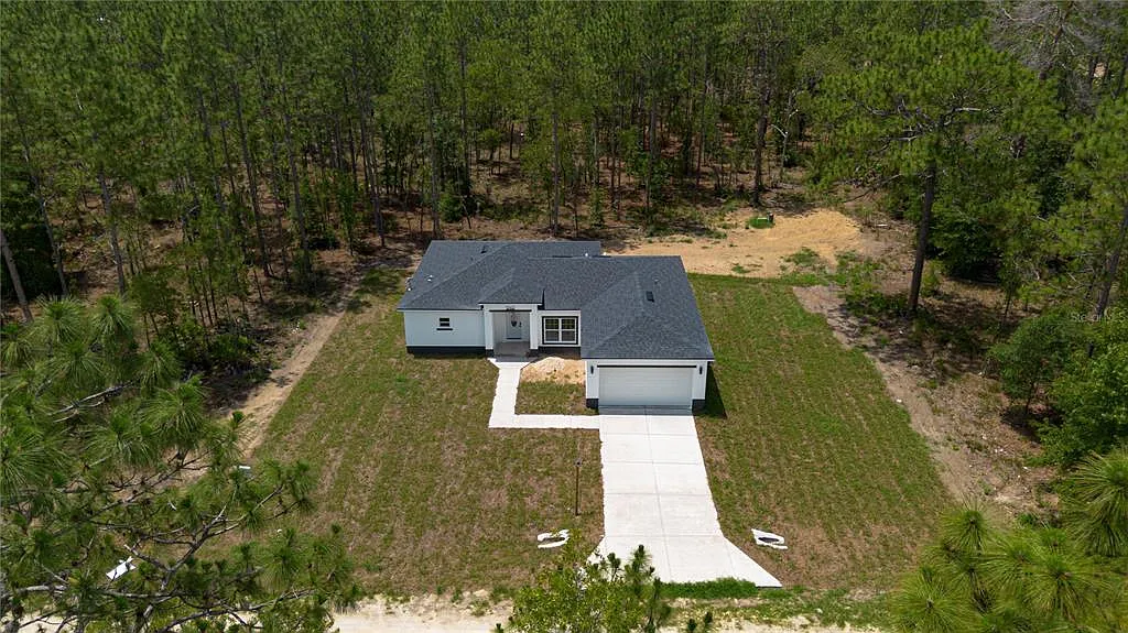 3 bed, 2.0 bath, 1648 sqft, $2,000 — Photo 2