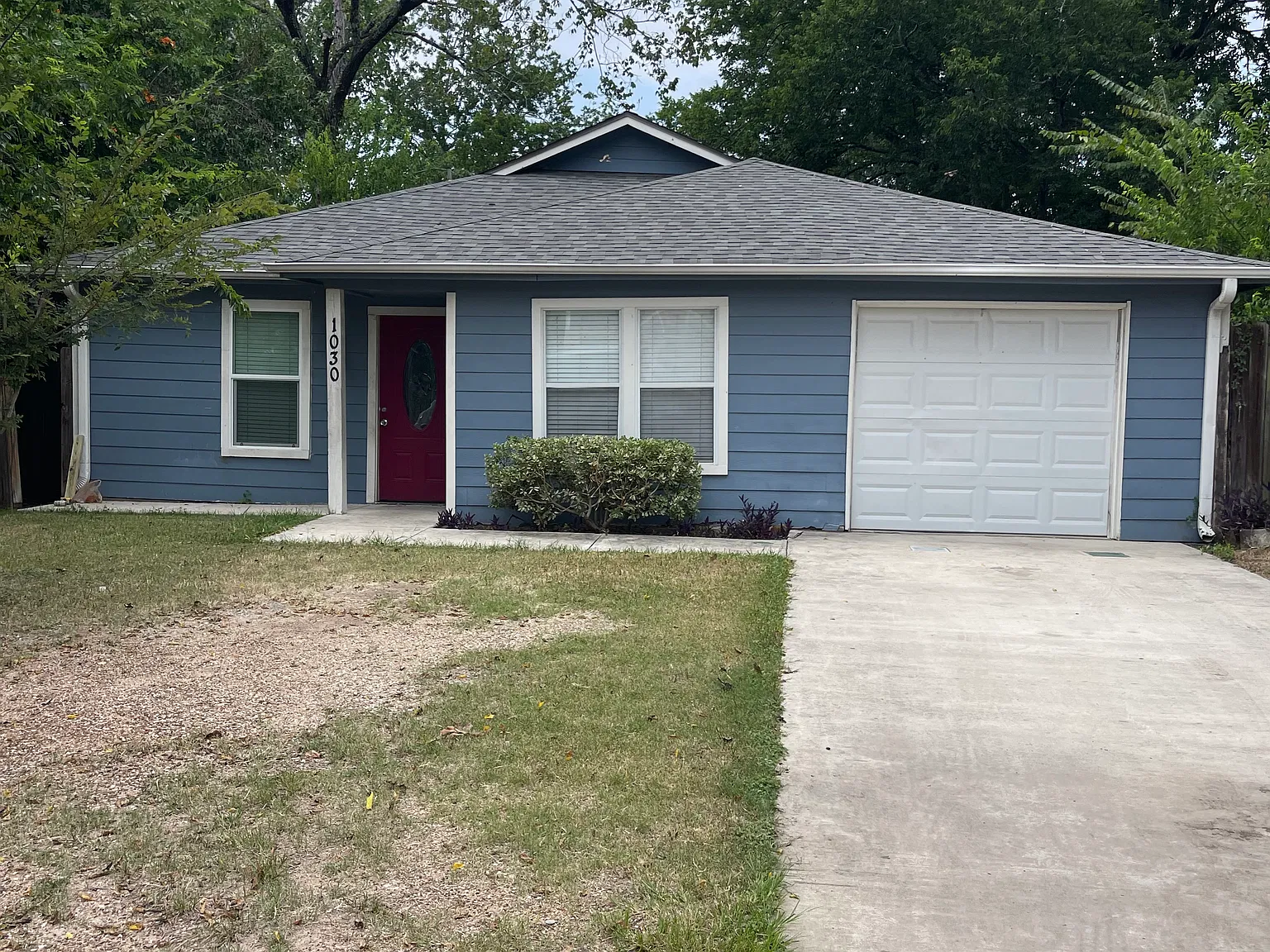 3 bed, 1768 sqft, $1,800 — Photo 1