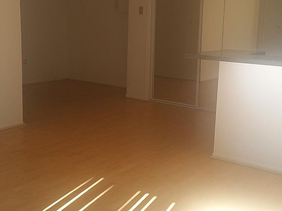 4th image of 5228 Hermitage Ave APT 10