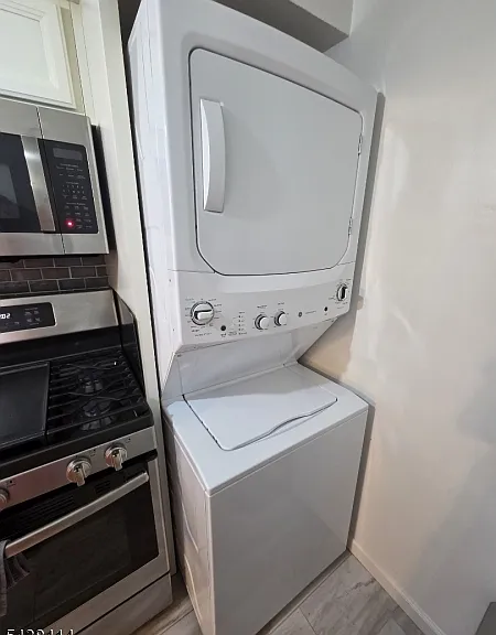 11 Wedgewood Dr #1 — Photo 10