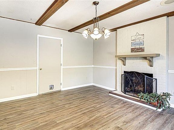 4th image of 5412 Amberhill Dr