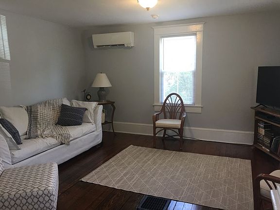 4th image of 252 Piedmont Ave